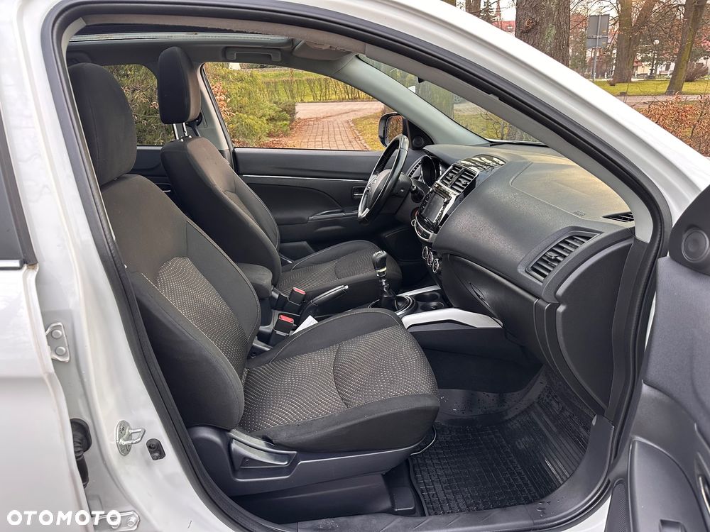 Mitsubishi ASX 1.8 DI-D 4WD Instyle - 19