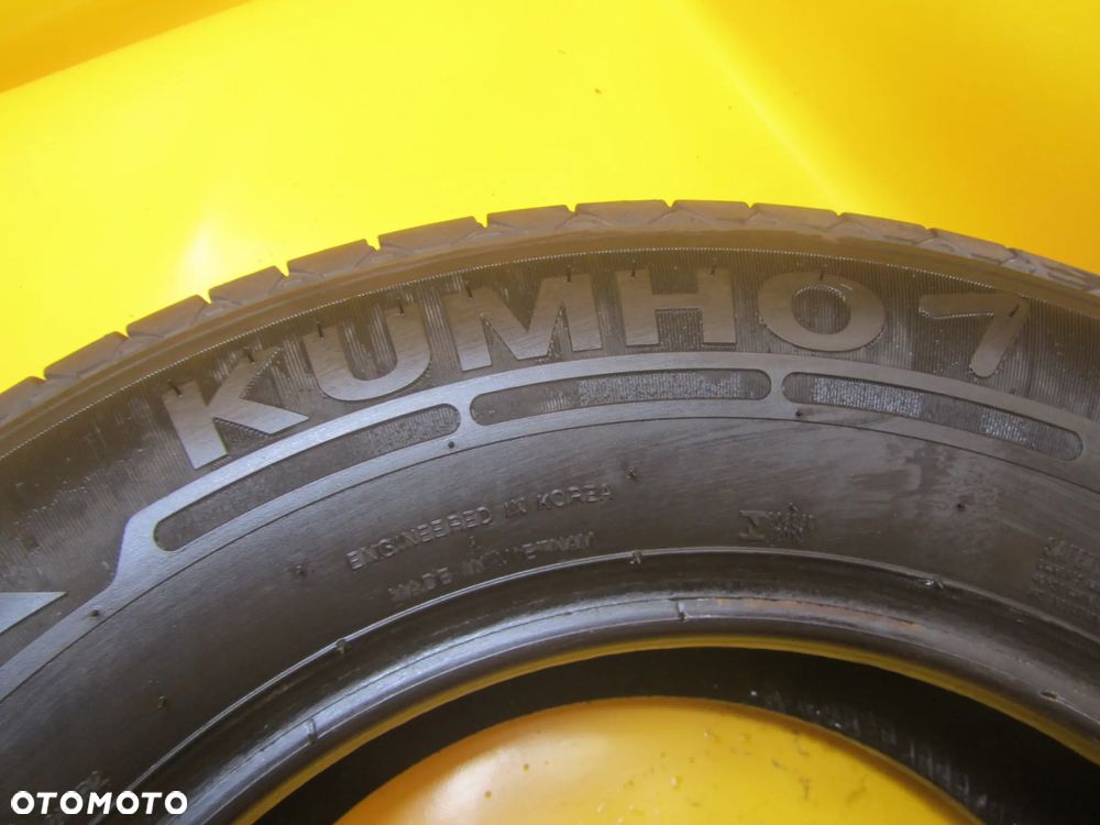 Opona Kumho Portran KC53 215/70 R15C - 4