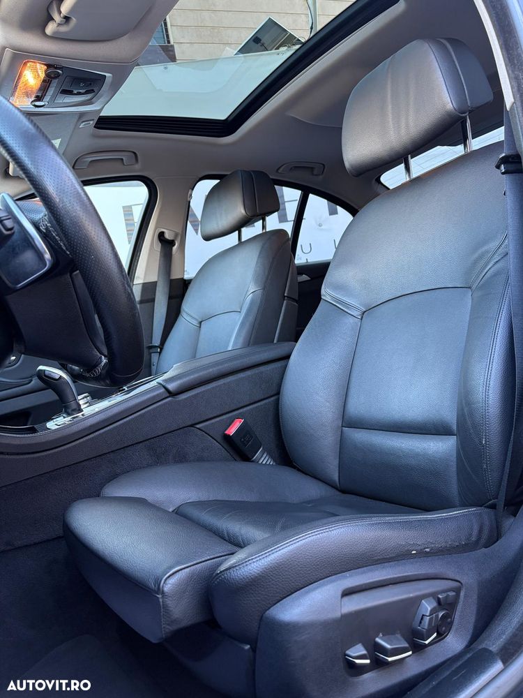 BMW Seria 5 525d xDrive Sport-Aut. - 4