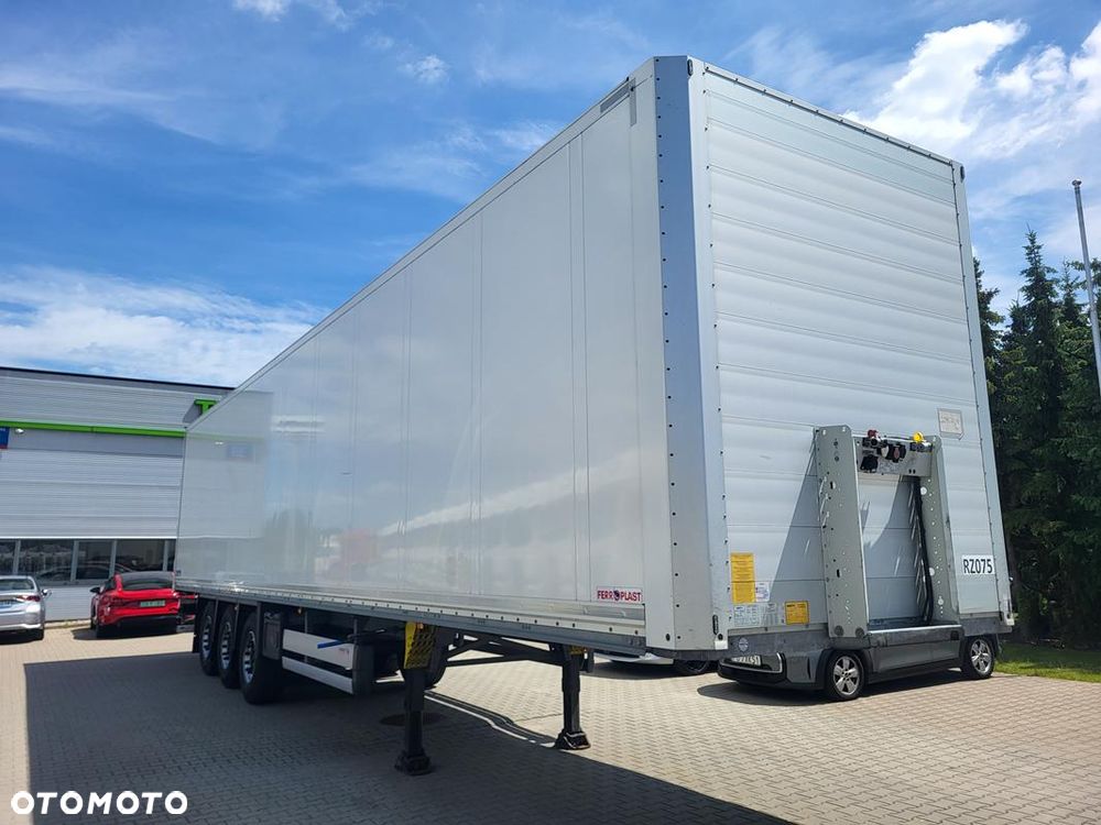 Schmitz Cargobull SCB S3B - 3
