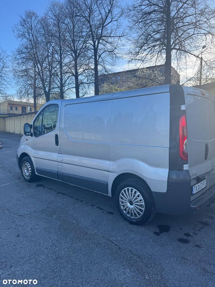 Opel VIVARO - 4
