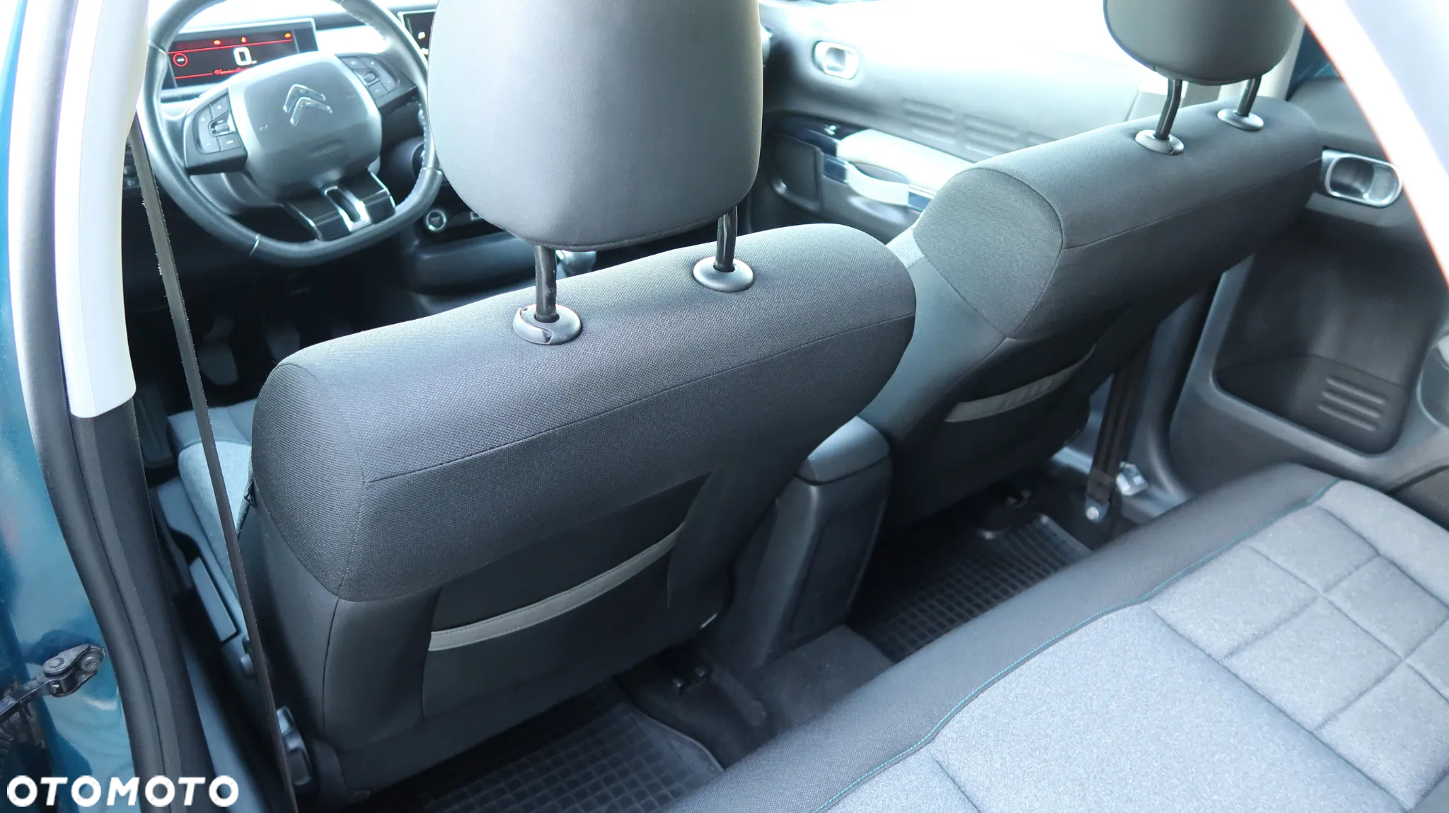 Citroën C4 Cactus 1.2 PureTech Shine S&S - 13