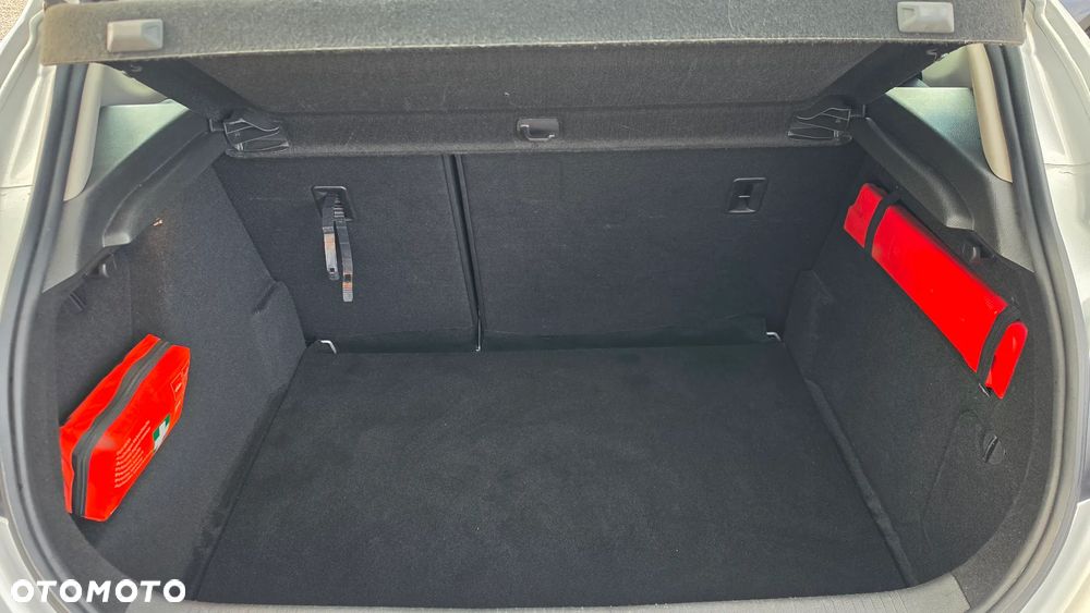 Opel Astra 1.6 Active EU6 - 27