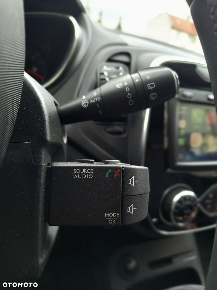 Renault Captur ENERGY TCe 90 Experience - 25