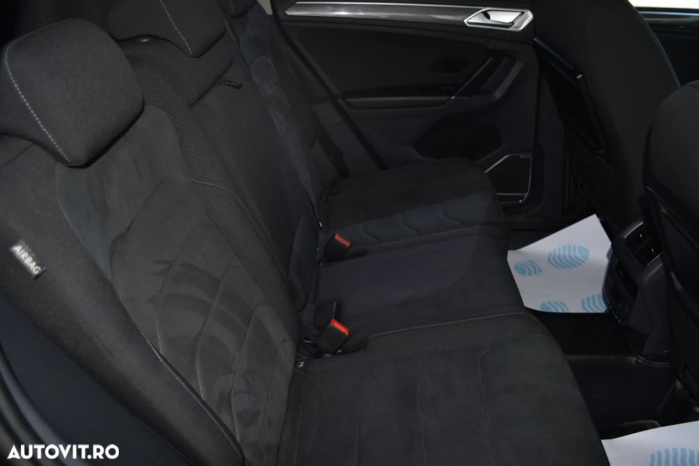 Volkswagen Tiguan - 10