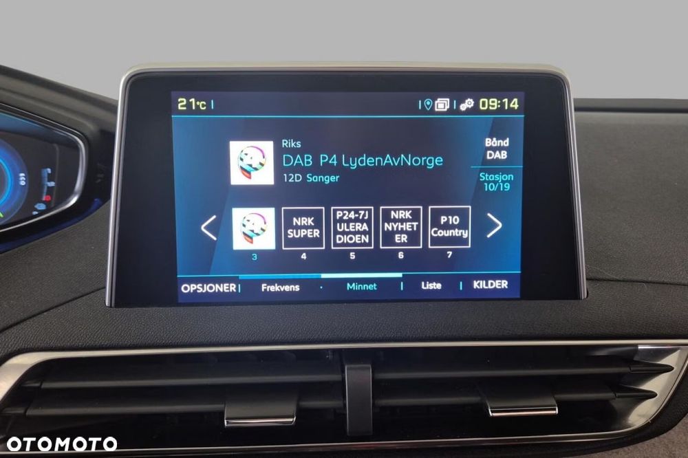 Peugeot 3008 1.6 PureTech HYbrid4 GT Line S&S EAT8 - 14