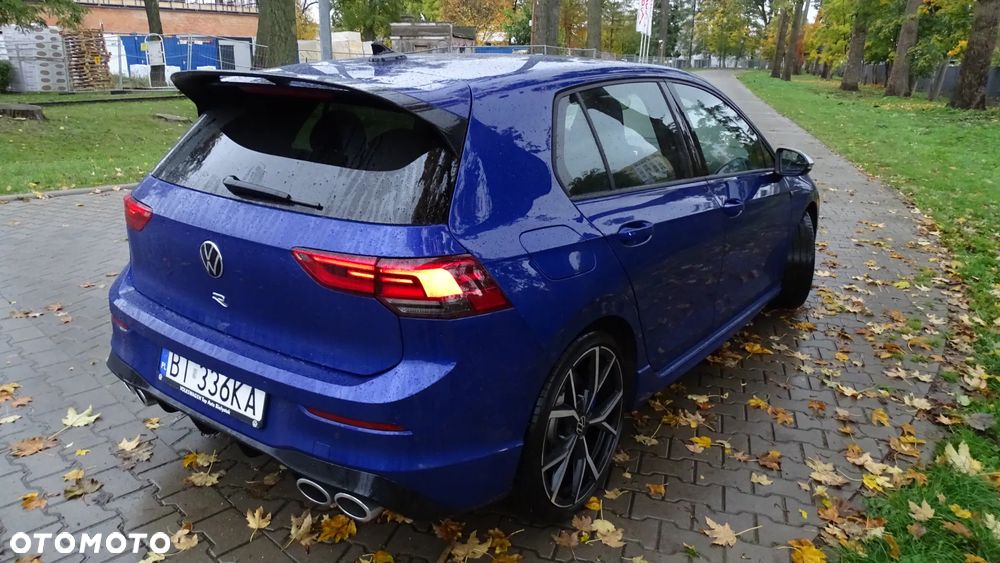 Volkswagen Golf - 24