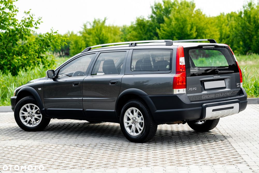 Volvo XC 70 AWD - 10