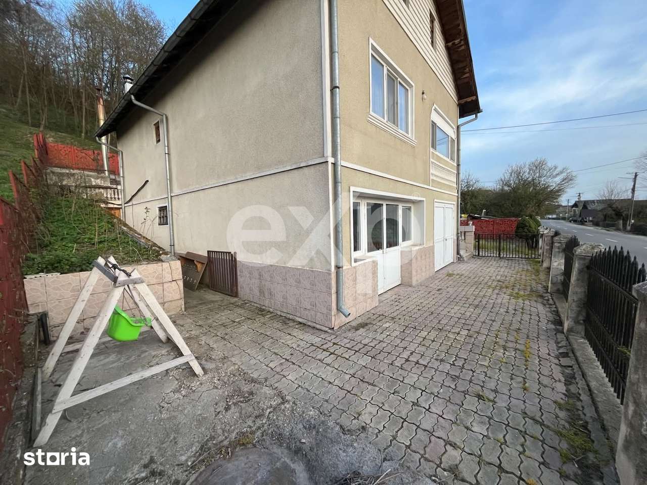 Casa P+E si Spatiu Comercial – Centru Manga, Comuna Voinesti-Valea - Imagine principală: 3/19