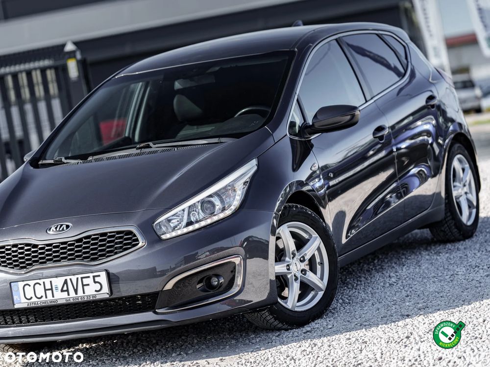 Kia Ceed 1.6 CRDi 136 ISG Spirit - 5