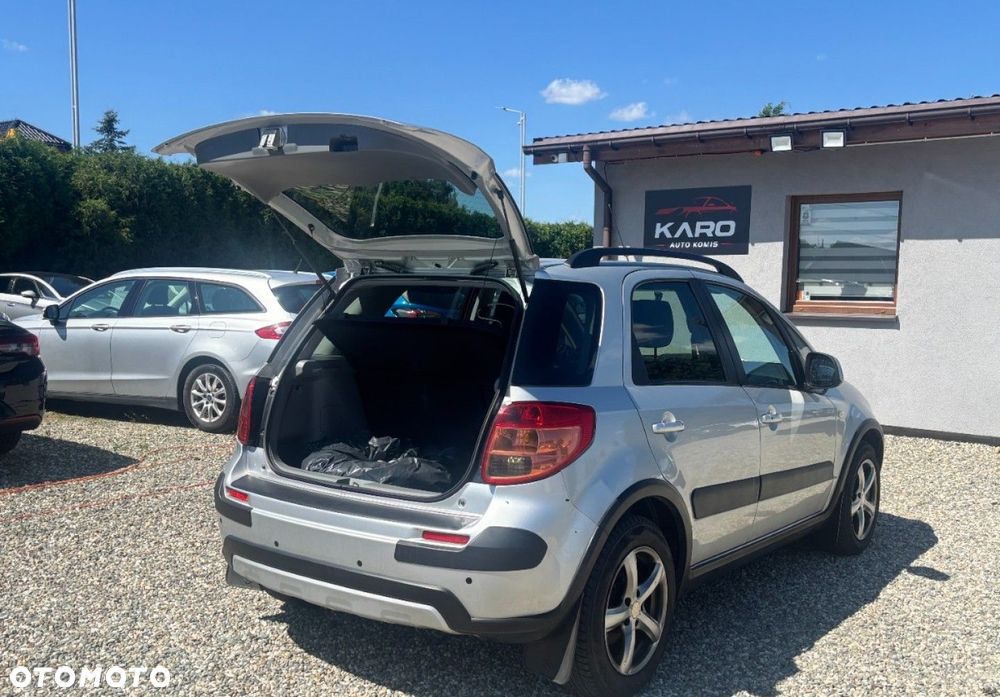 Suzuki SX4 - 4