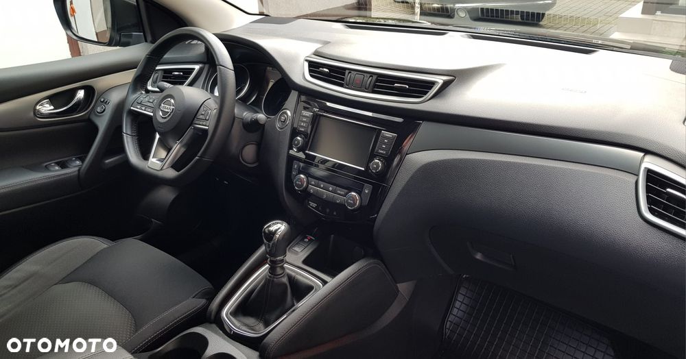 Nissan Qashqai 1.5 dCi N-Connecta - 11