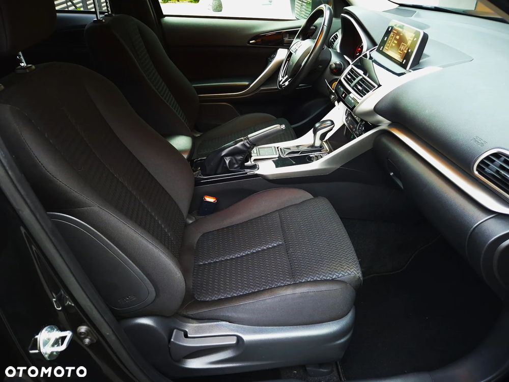 Mitsubishi Eclipse Cross 1.5 T-MIVEC ClearTec CVT 2WD Diamant Edition - 35