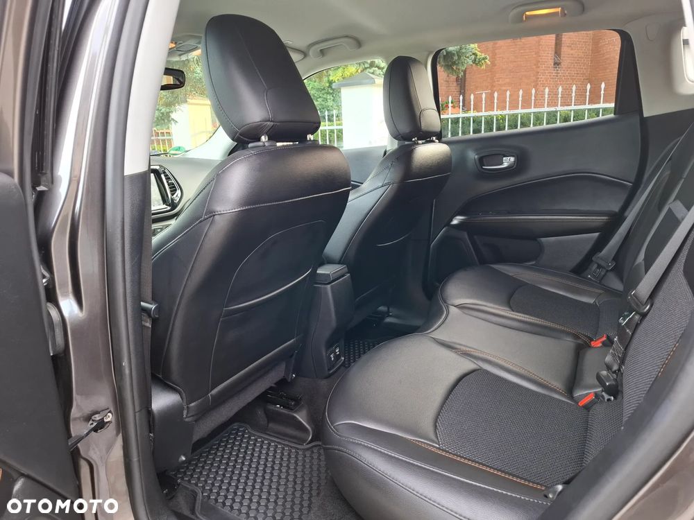 Jeep Compass 2.0 MultiJet Active Drive Limited - 18