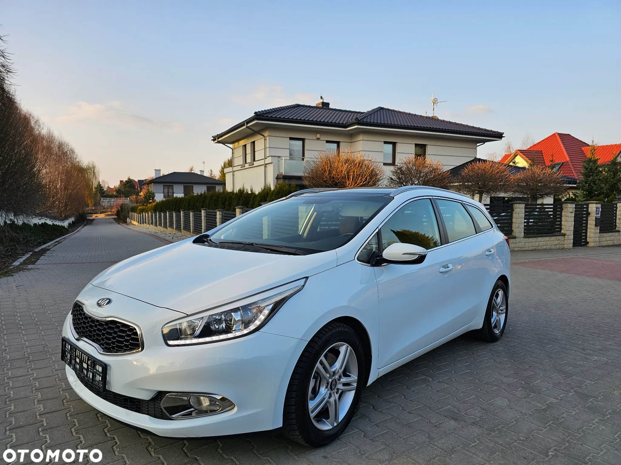 Kia Ceed 1.6 GDI Fifa World Cup Edition - 18