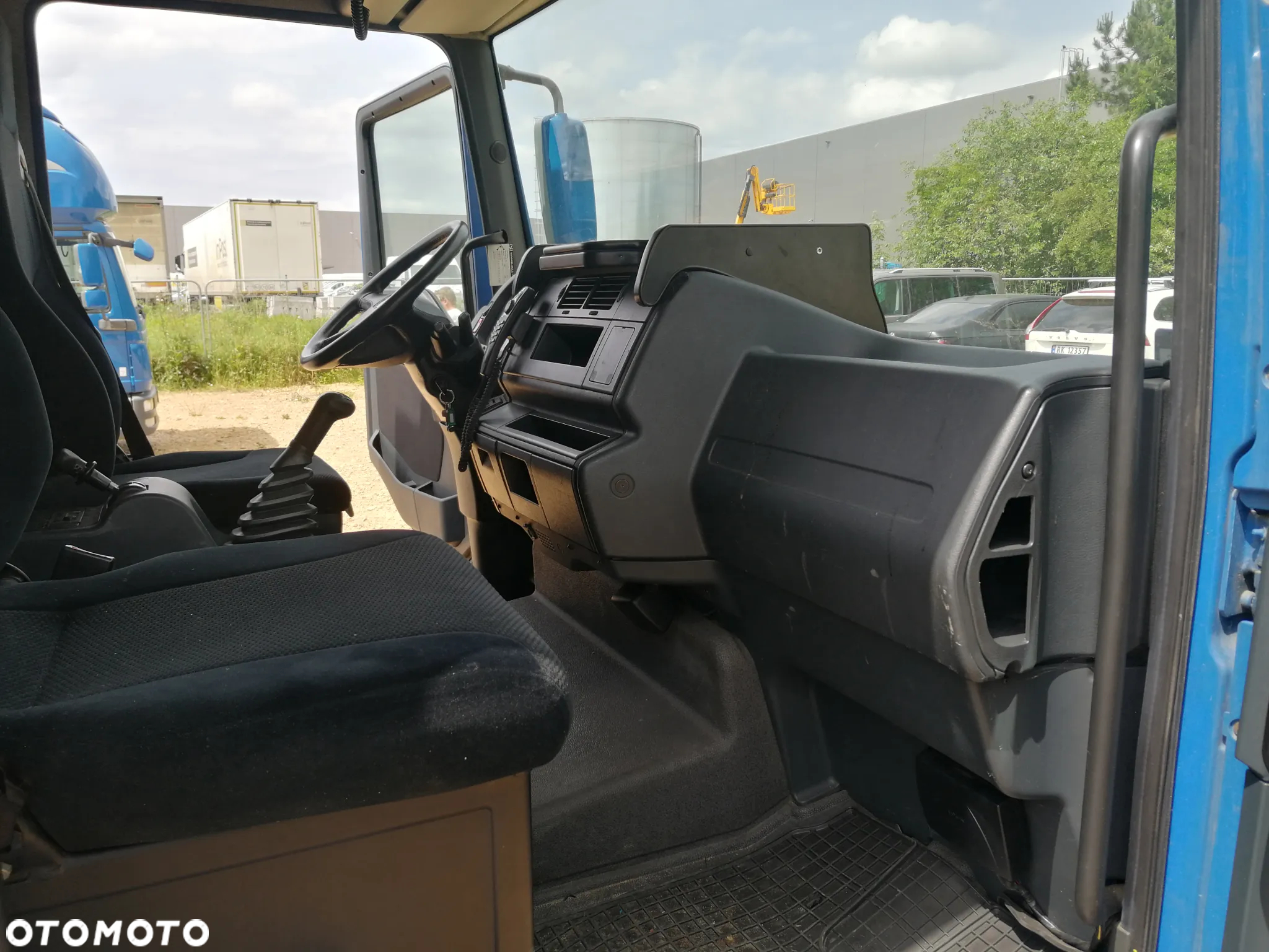 MAN TGL 8.180 4X2 BL - 16