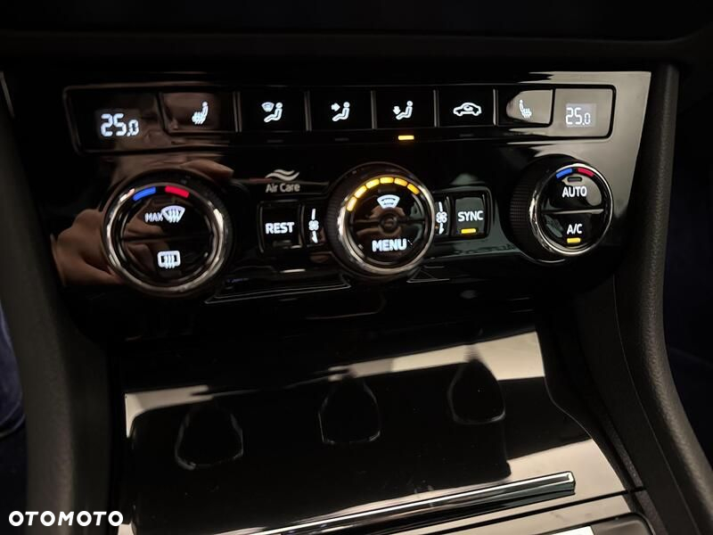 Skoda Superb - 16