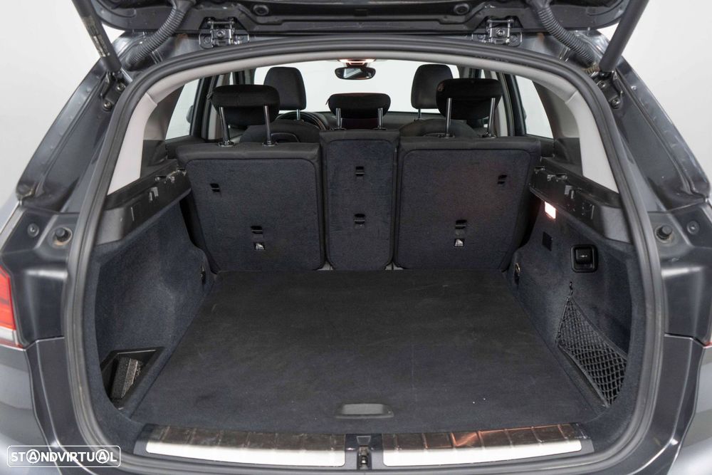 BMW X1 25 e xDrive Corporate Edition - 13