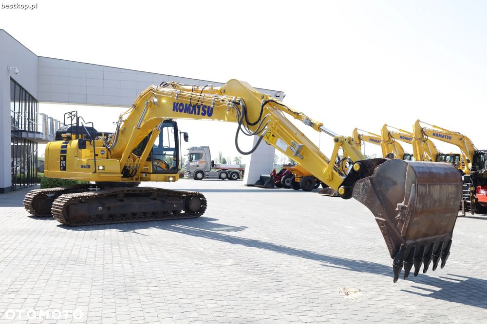 Komatsu PC210LC-11 - 33