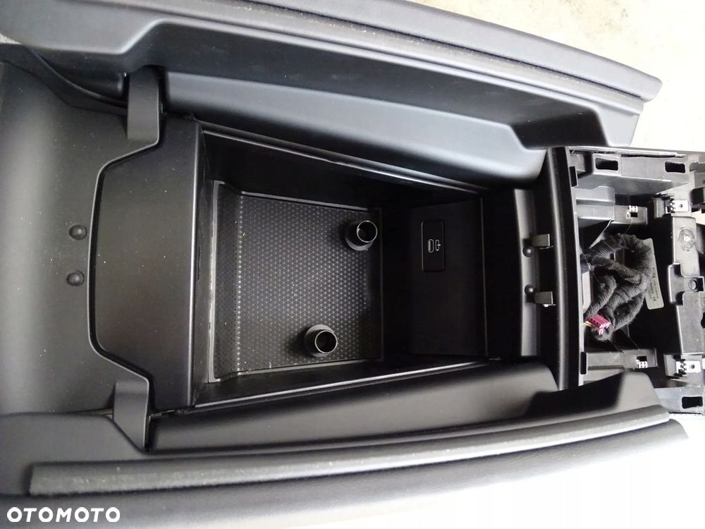 TUNEL ŚRODKOWY PODŁOKIETNIK SCHWARZ BMW G05 X5 G06 X6 - 5