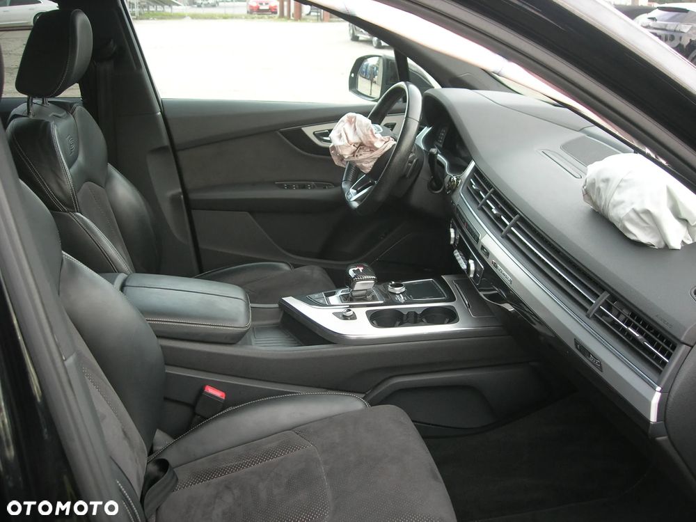 Audi Q7 3.0 TDI Quattro Tiptronic - 28