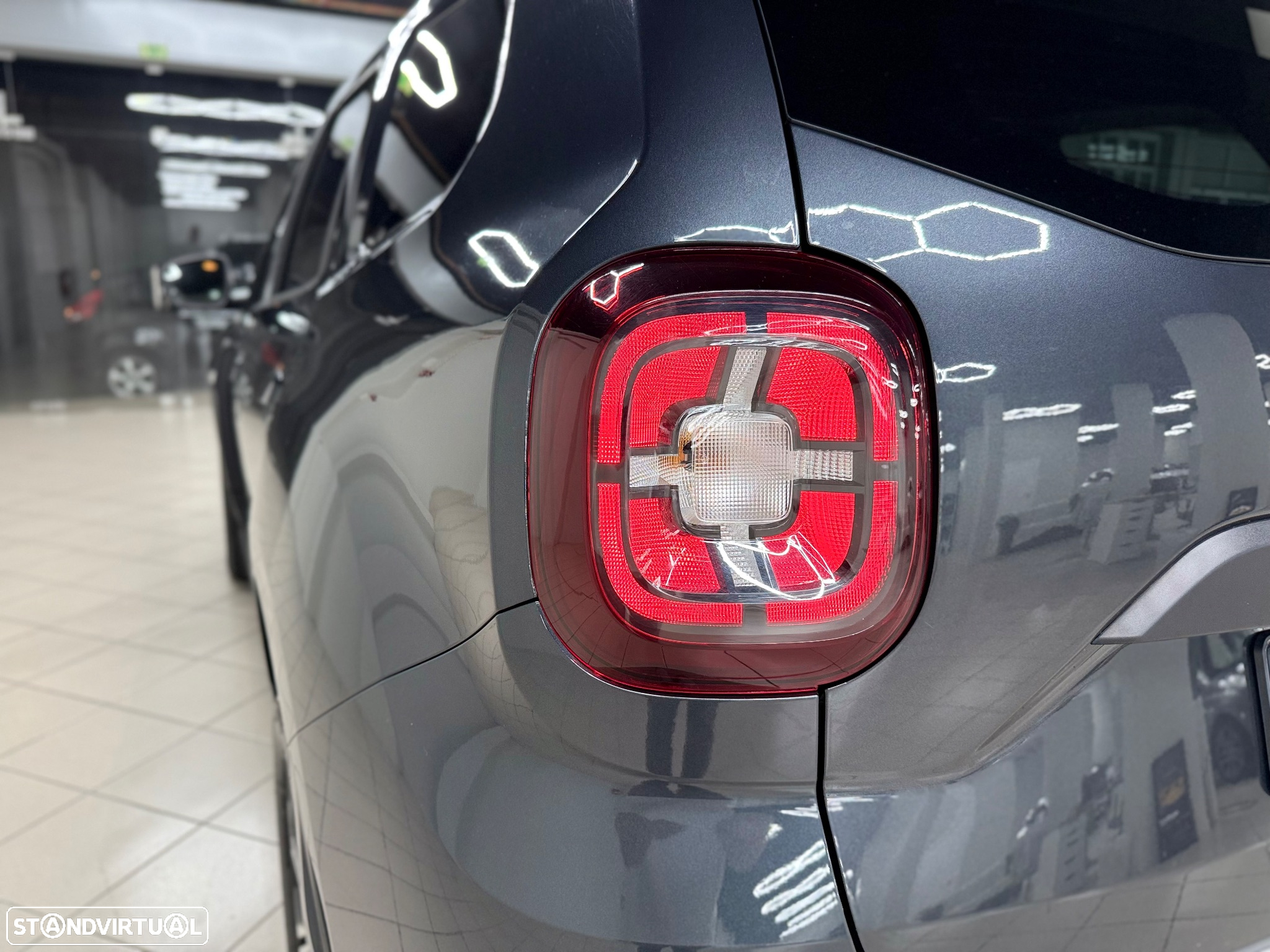 Dacia Duster 1.0 TCe Essential - 14