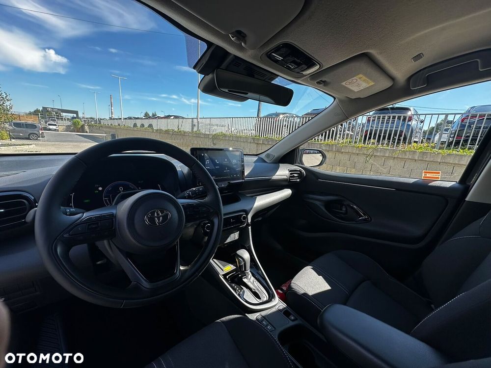 Toyota Yaris Hybrid 1.5 Style - 4