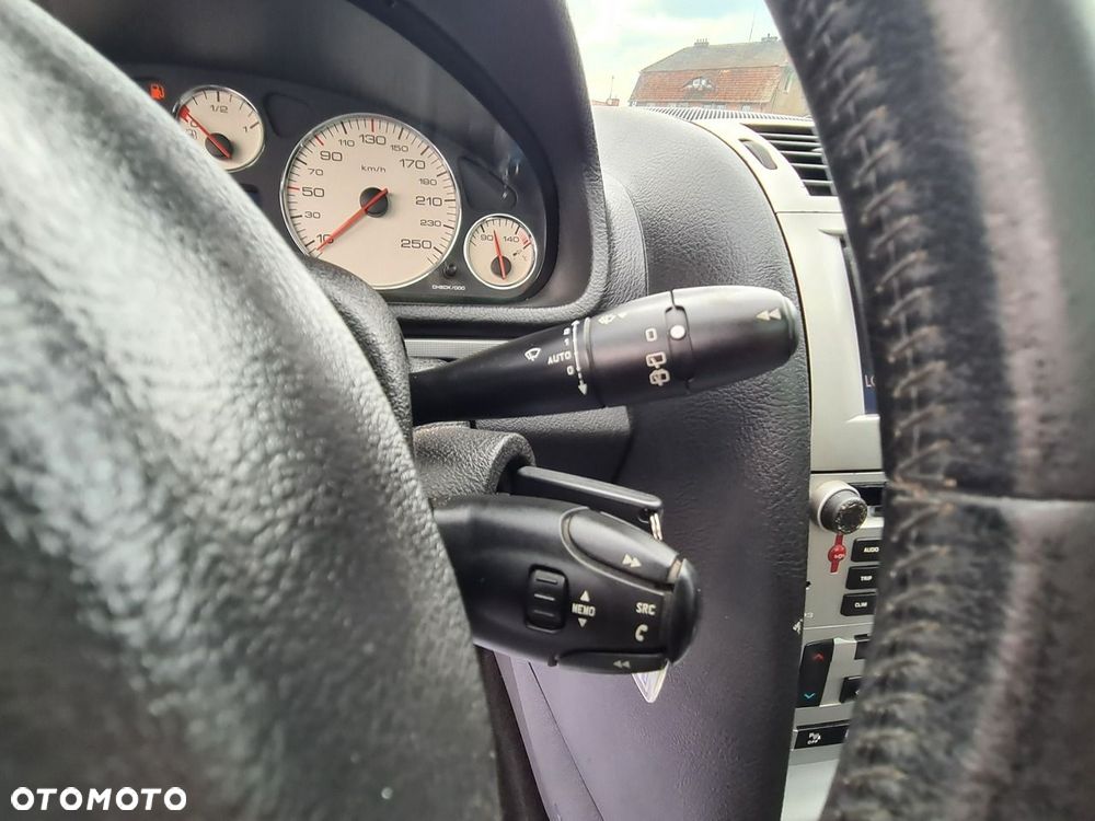 Peugeot 407 2.0 HDi Premium - 16