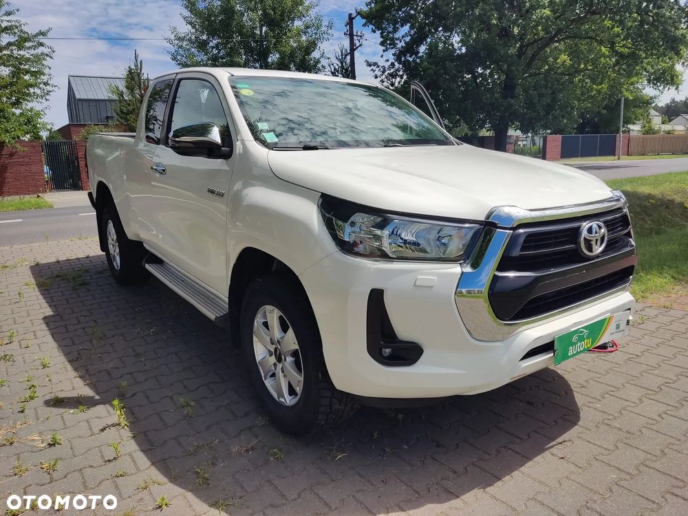Toyota Hilux - 16