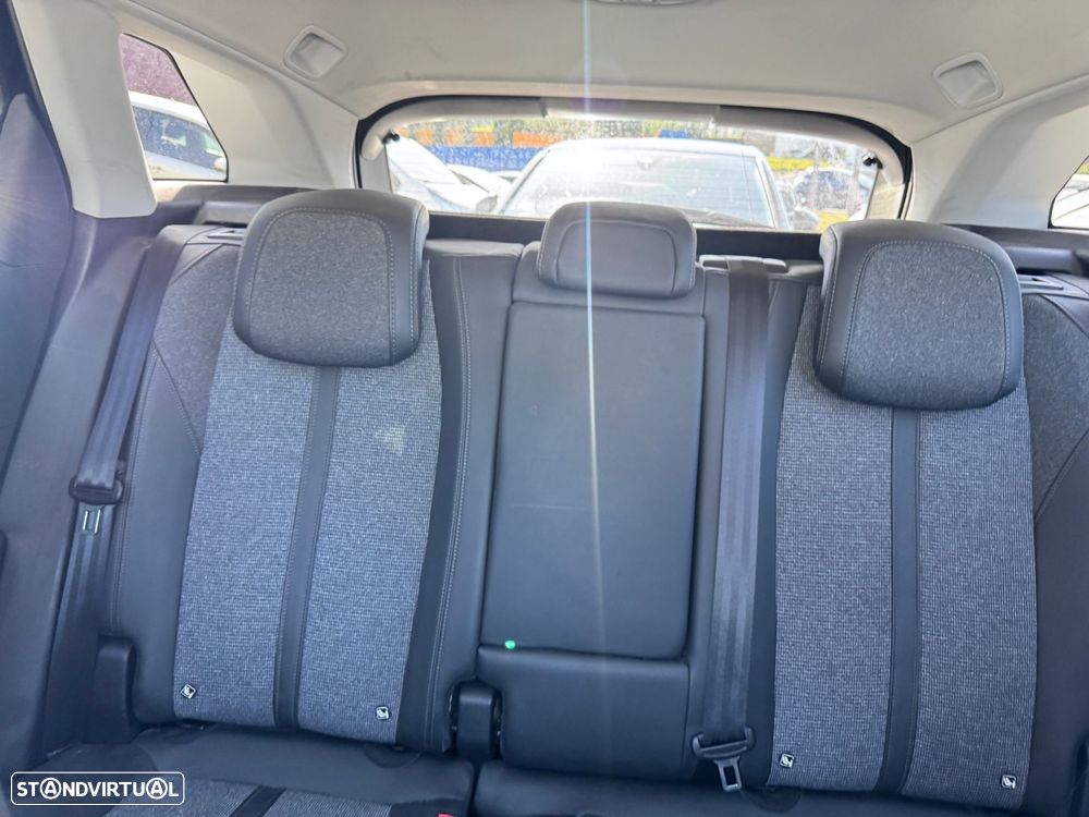 Peugeot 3008 1.2 PureTech Allure EAT8 - 13