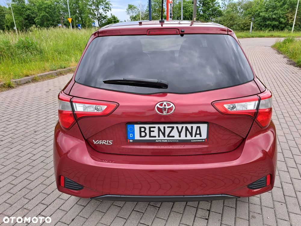 Toyota Yaris - 8