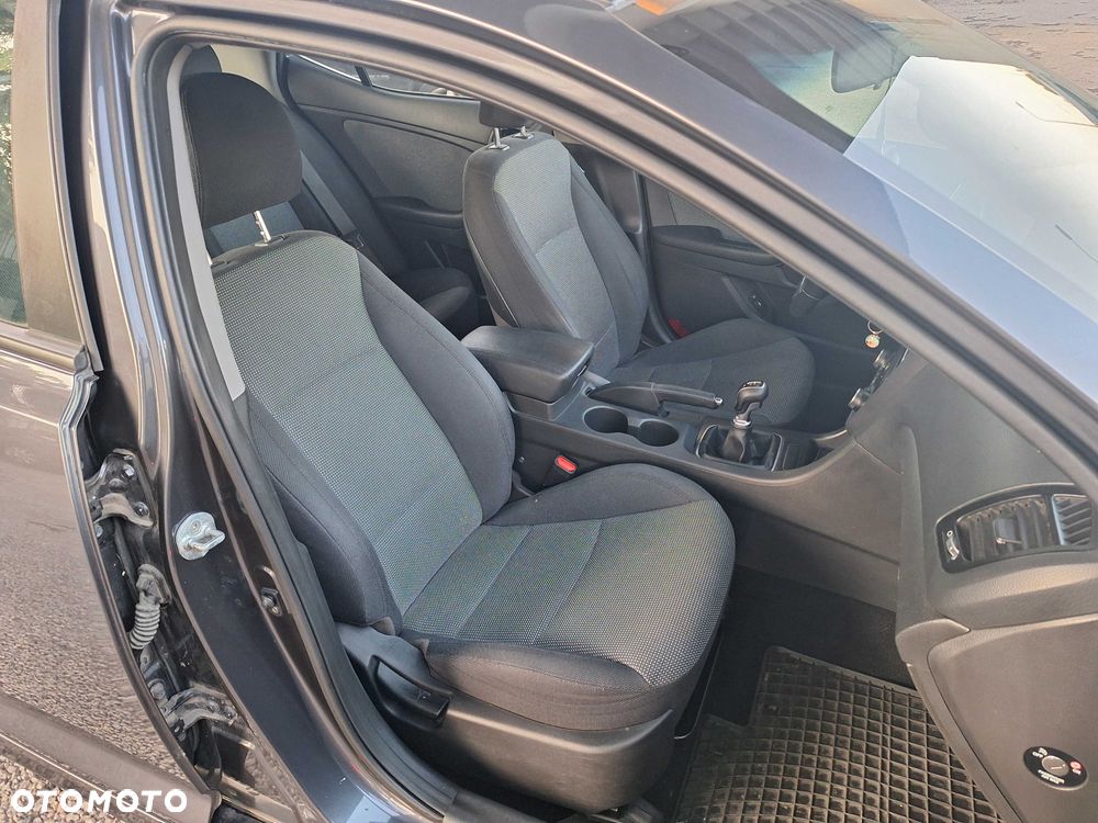 Kia Optima - 6