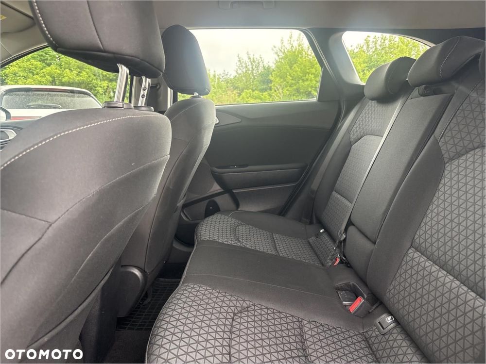Kia Ceed 1.5 T-GDI M DCT - 15