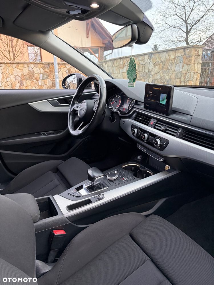 Audi A4 Avant 2.0 TDI S tronic - 37