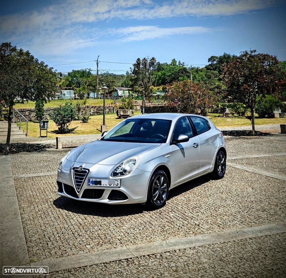 Alfa Romeo Giulietta 1.6 JTDM 16V Sport - 1
