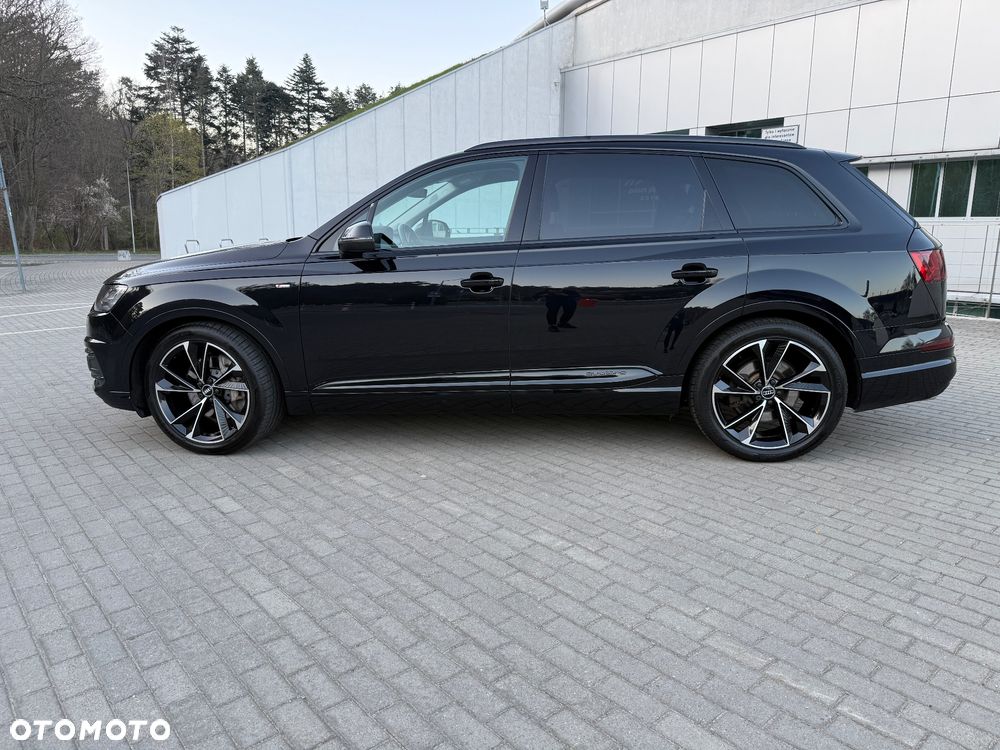Audi Q7 - 7