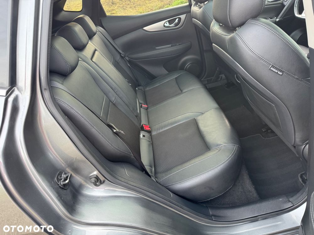 Nissan Qashqai 1.6 DCi TEKNA+ - 19