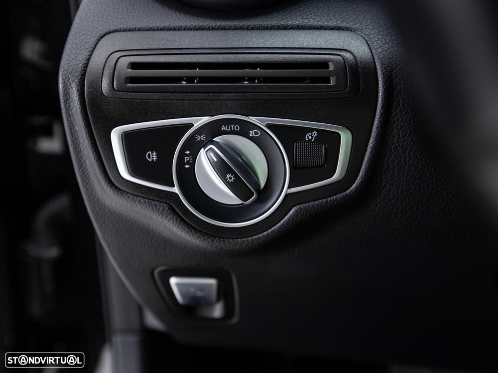 Mercedes-Benz GLC 300 d 4Matic - 15