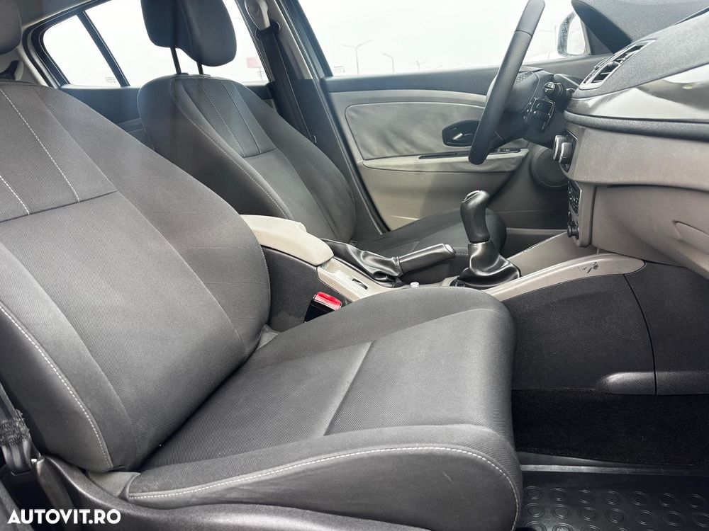 Renault Megane dCi 90 FAP Expression - 5