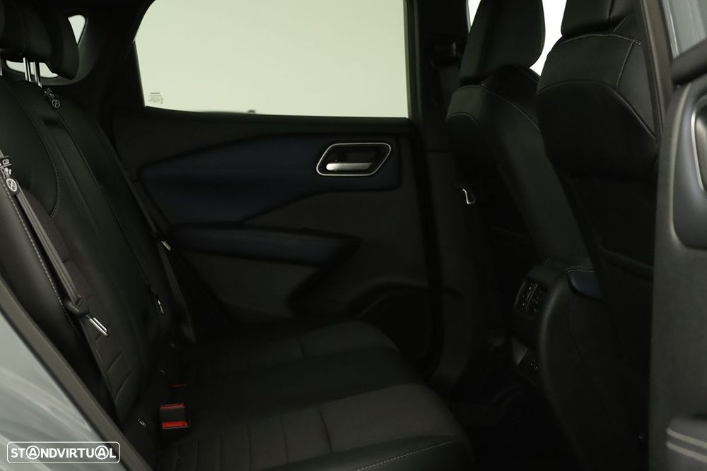 Nissan Qashqai 1.3 DIG-T Tekna - 22