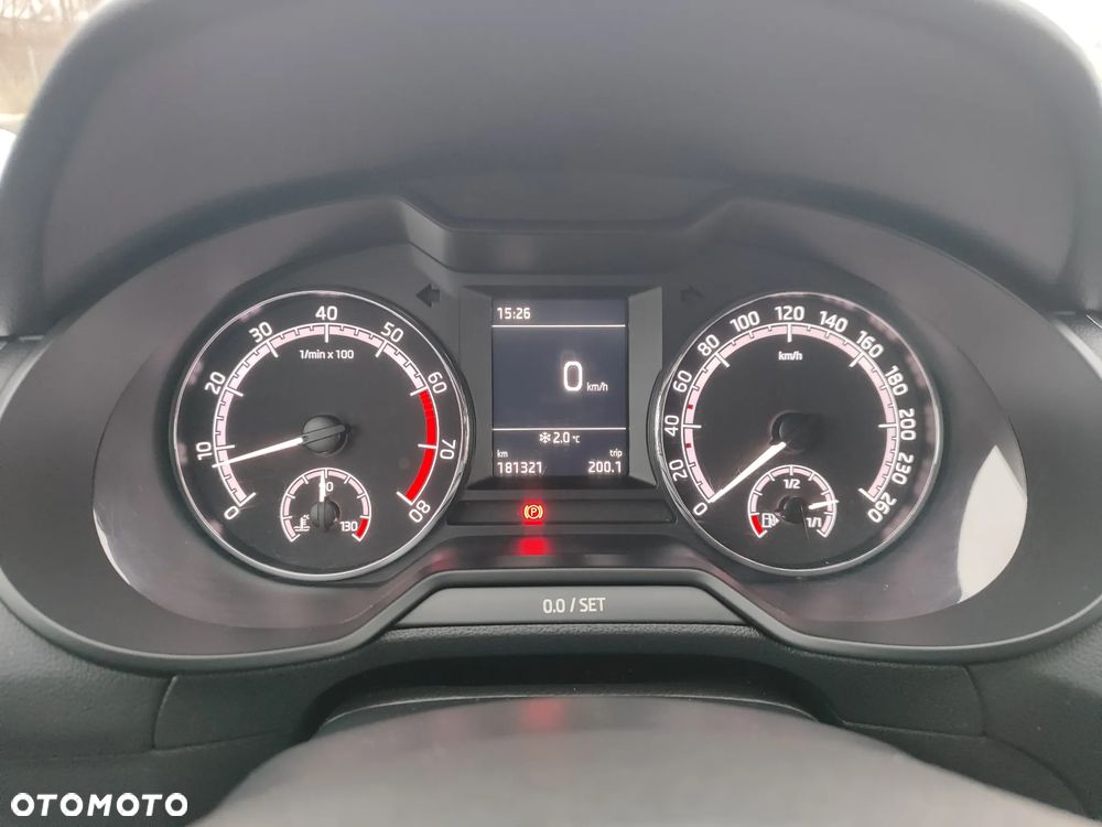 Skoda Octavia 1.4 TSI Ambition - 37