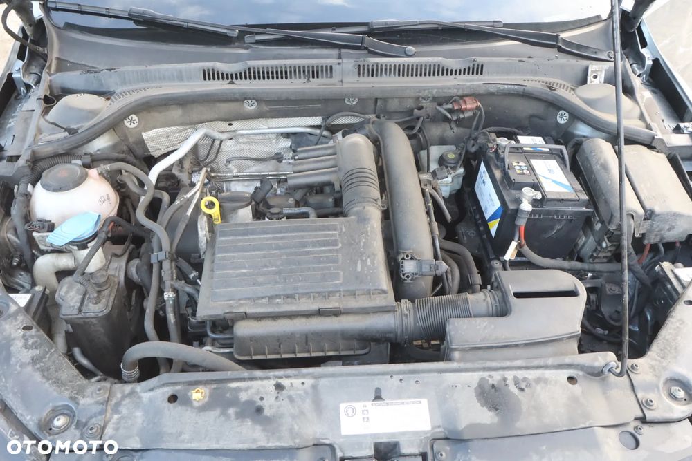 Volkswagen Jetta 1.4 TSI BMT Highline - 14