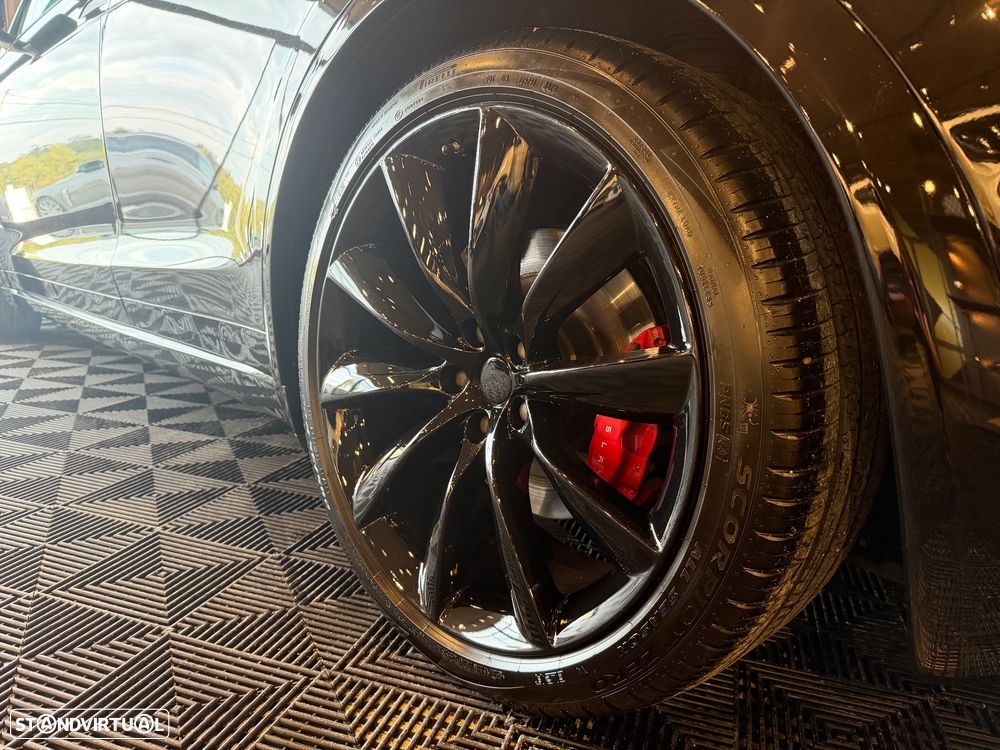 Tesla Model X P100D - 12