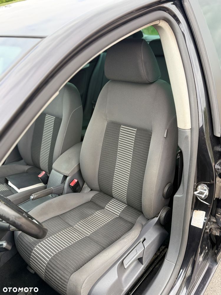 Volkswagen Golf 2.0 TDI Comfortline - 10