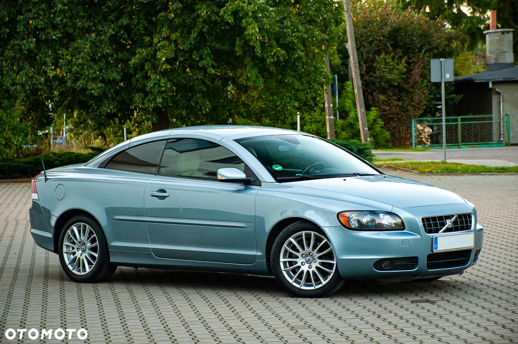 Volvo C70 2.4i Summum - 2