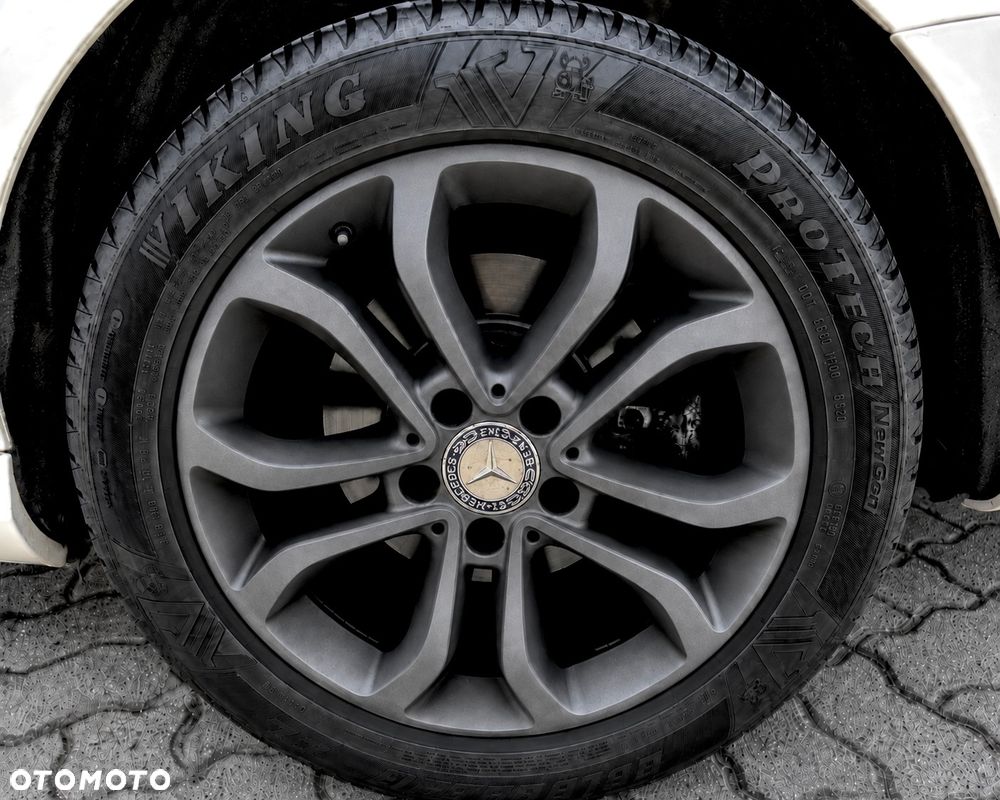 Mercedes-Benz Klasa C 300 9G-TRONIC - 3