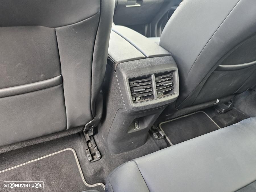 Citroën C5 Aircross 1.6 Hybrid Shine e-EAT8 - 45