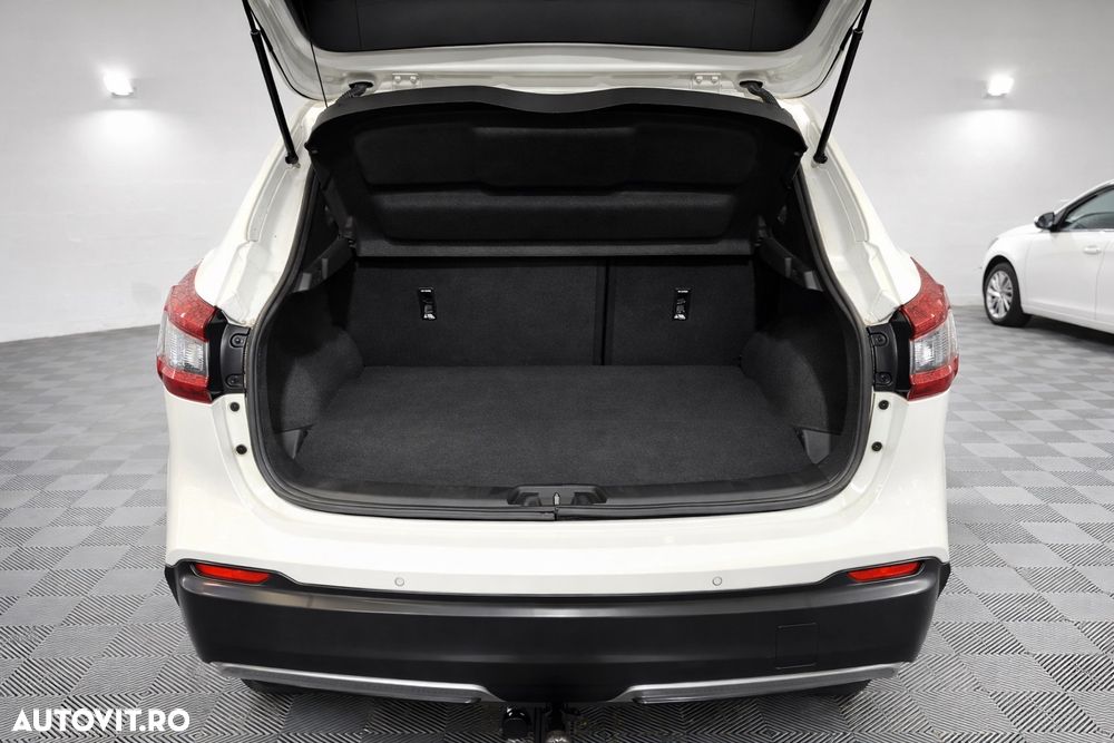 Nissan Qashqai 1.7 dCi Xtronic ALL-MODE 4x4i TEKNA - 7