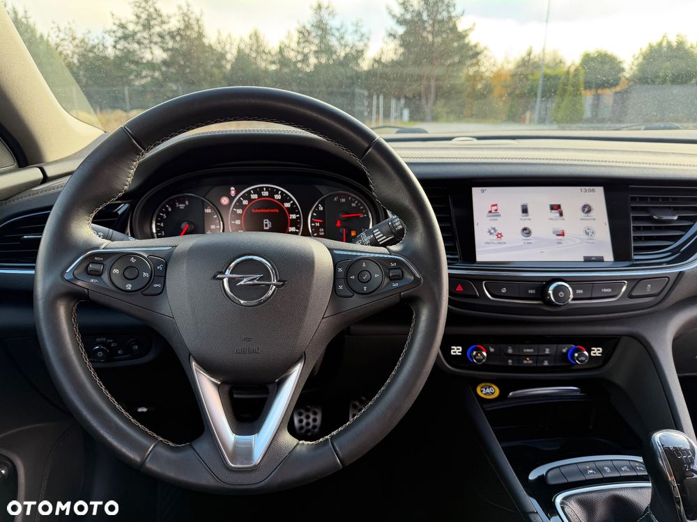 Opel Insignia - 23