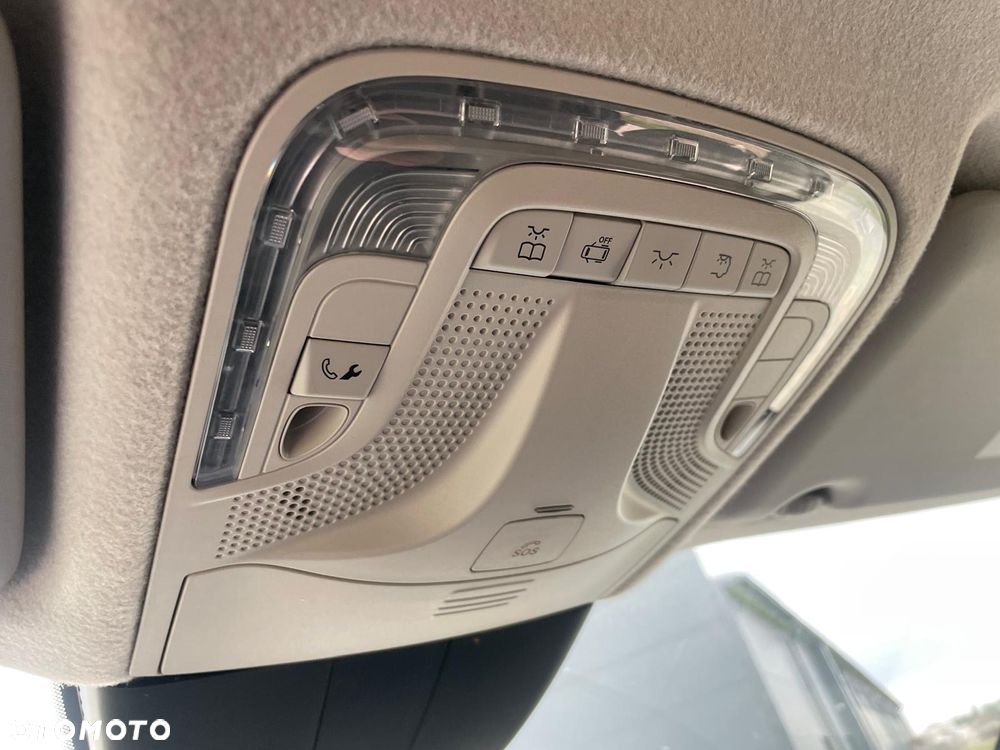 Mercedes-Benz Vito - 25